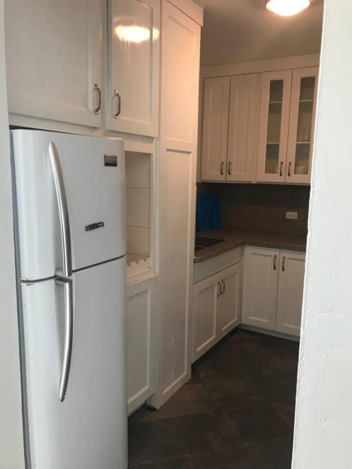 Negril Condo By The Beach Apt. 194 Point Village Extérieur photo